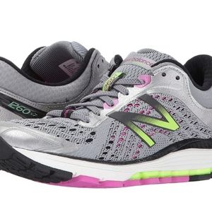 BNIB New Balance 1260 Running Shoe sz W9